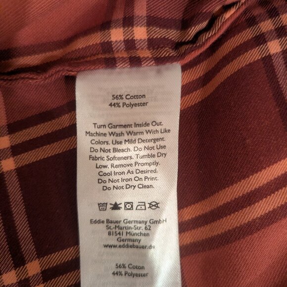 Eddie Bauer Classic Fit Flannel Shirt Red Button Women's Size Small - Picture 4 of 4